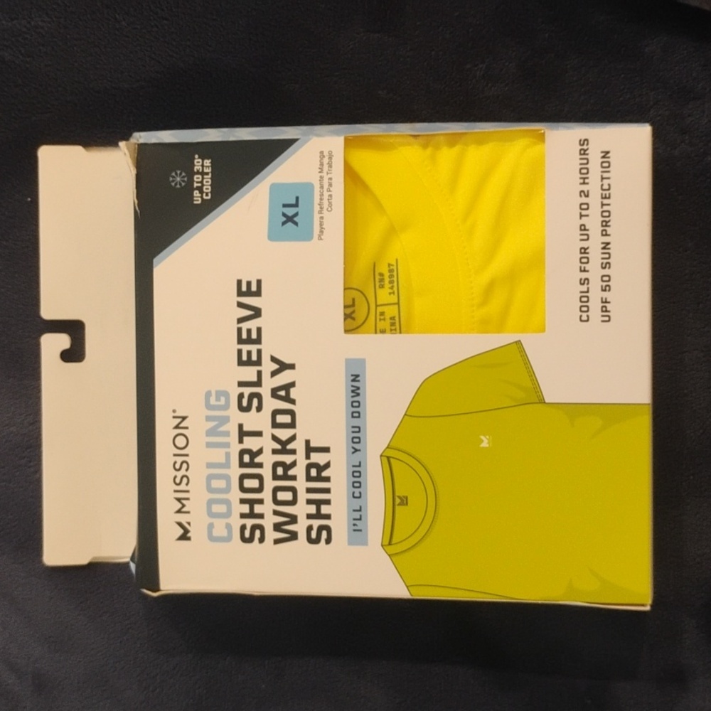 Mission Cooling Short Sleeve Workday Shirt Neon Yellow XL New In Package